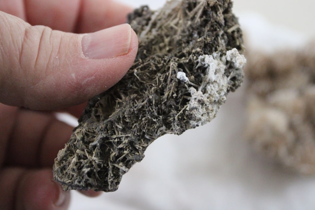 Assortment of Geological Minerals & Specimens - 16