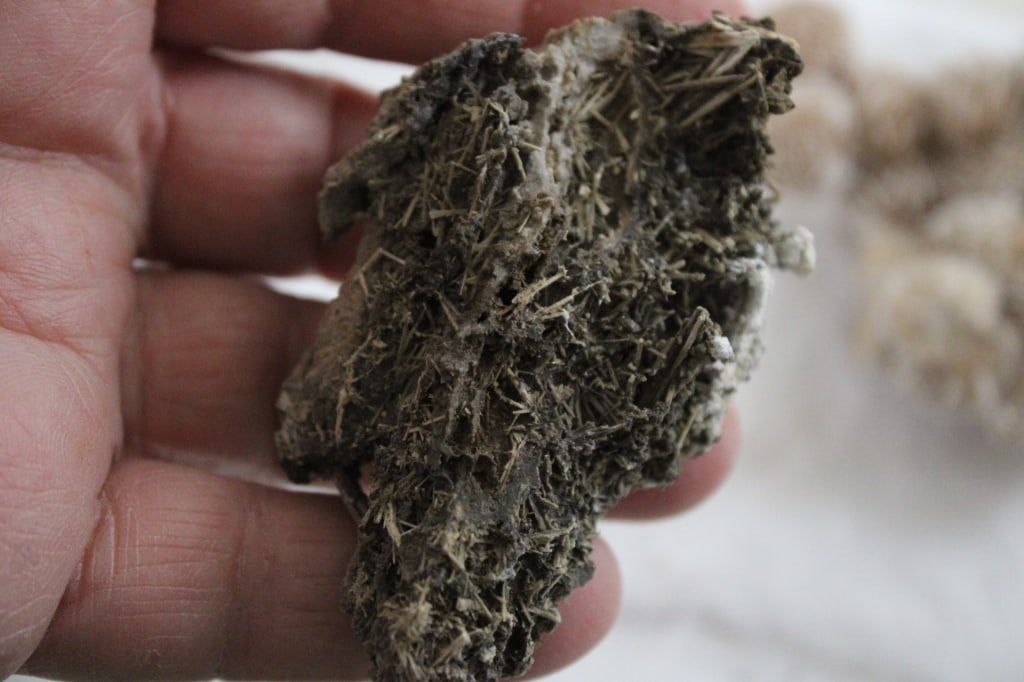 Assortment of Geological Minerals & Specimens - 17