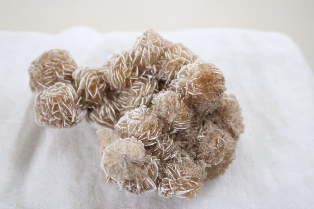 Assortment of Geological Minerals & Specimens - 18