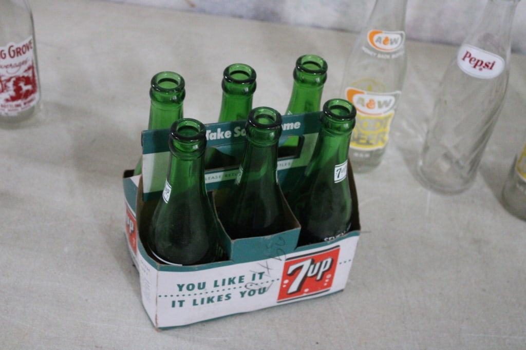 Vintage Soda Bottles 7UP, A&W, Pepsi, Spring Grove - 15