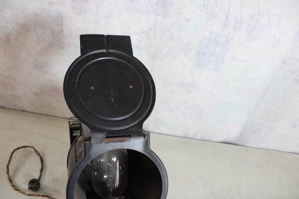 Keystone Bausch & Lomb Magic Lantern Projector - 7