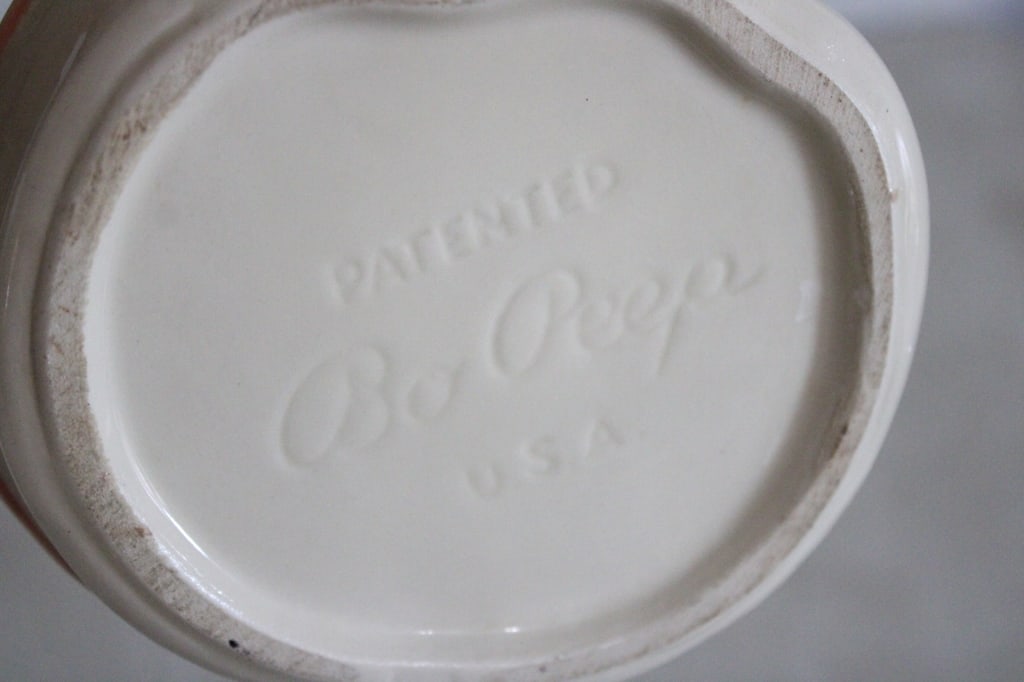 2 Shawnee Teapots & 1 Shawnee Bo Peep Pitcher - 6