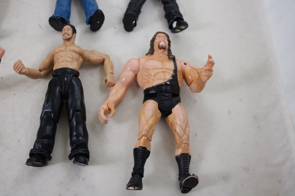 10 WWE WWF Titan Tron Wrestler Figures JAKKS - 2