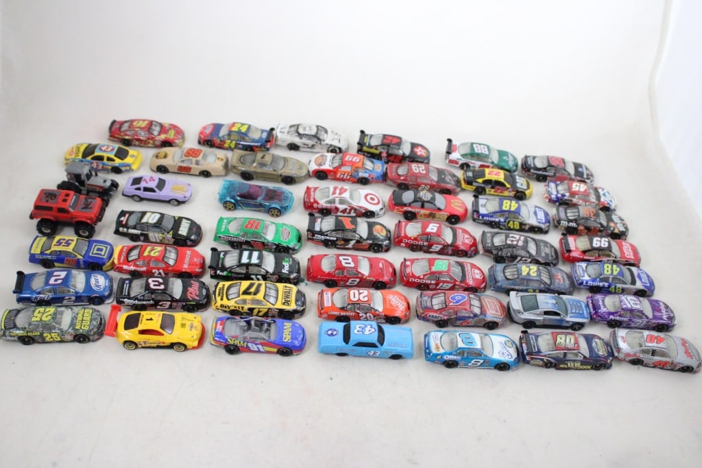 Group Nascar Hot Wheels, Action & Other Race Cars (1 of 20)