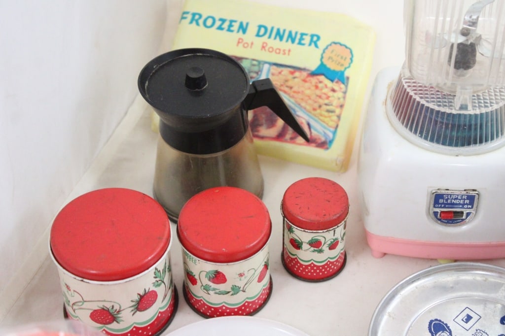 Child's Play Kitchen Bakeware, Dishware, Appliance - 2