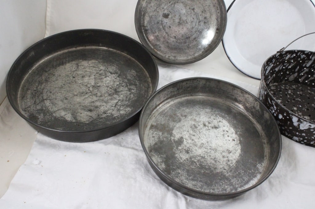 Vintage Kitchen Graniteware, Pans, Opener, Cutter - 13