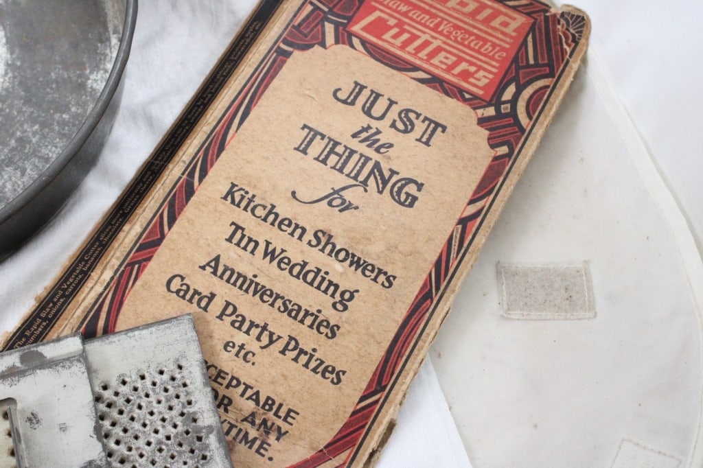 Vintage Kitchen Graniteware, Pans, Opener, Cutter - 3