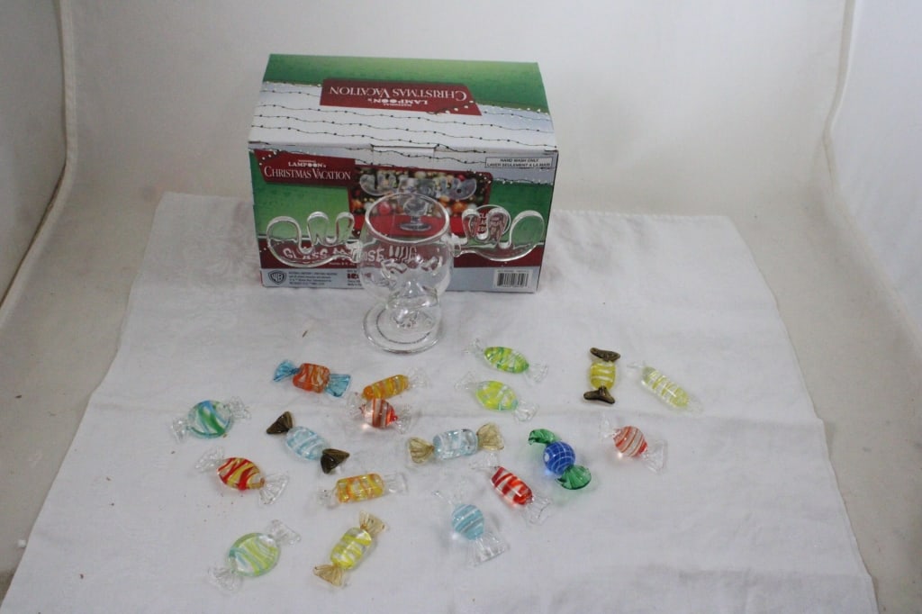 National Lampoon's Vacation Moose Mug: National Lampoon's Vacation Moose Mug - Glass Hard Candy. Lot Size 9" x 8" x 6". 2 Lbs. Photos are part of description (Live Auctioneers on displays a max of 20 photos -check other polatforms for