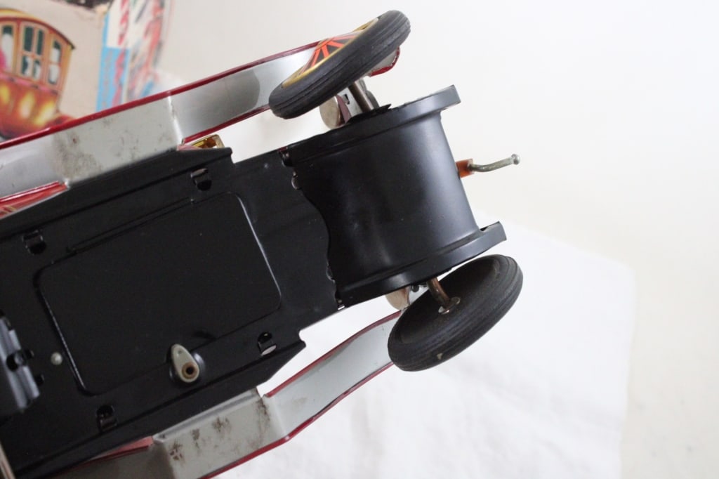 Yonezowa Battery Operated Grandpa Car in Box - 7