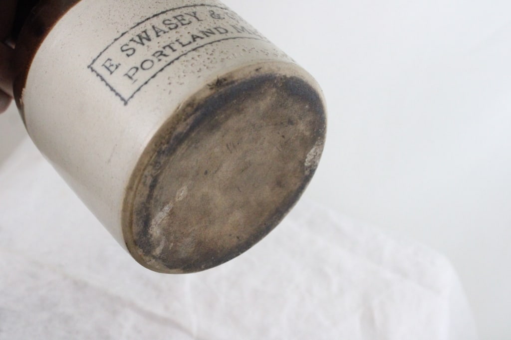 E Swasey Oyster Advertising Stoneware Jar - 7