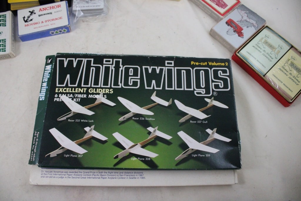 11 Decks Adv. Playing Cards, 2 Kits Airplanes - 15