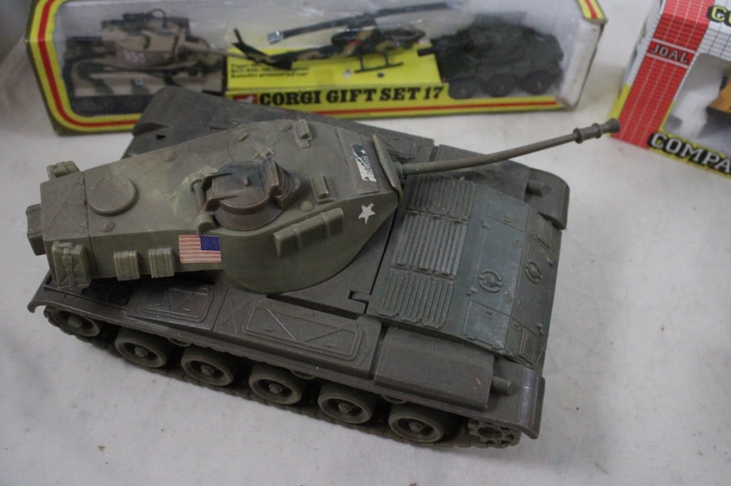 Vintage Toys Corgi Gift Set, Disney DVD Bingo - 2