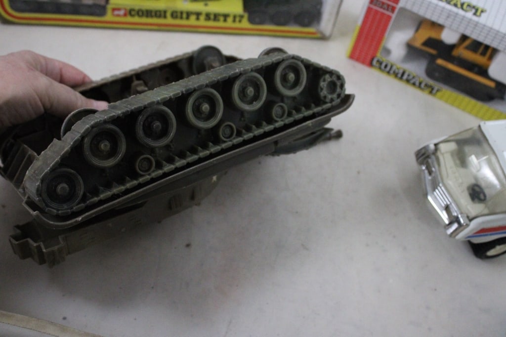 Vintage Toys Corgi Gift Set, Disney DVD Bingo - 5