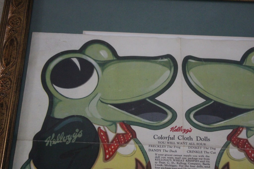 1935 Kellogg Co. Freckles Frog Framed Pillow Cloth - 3