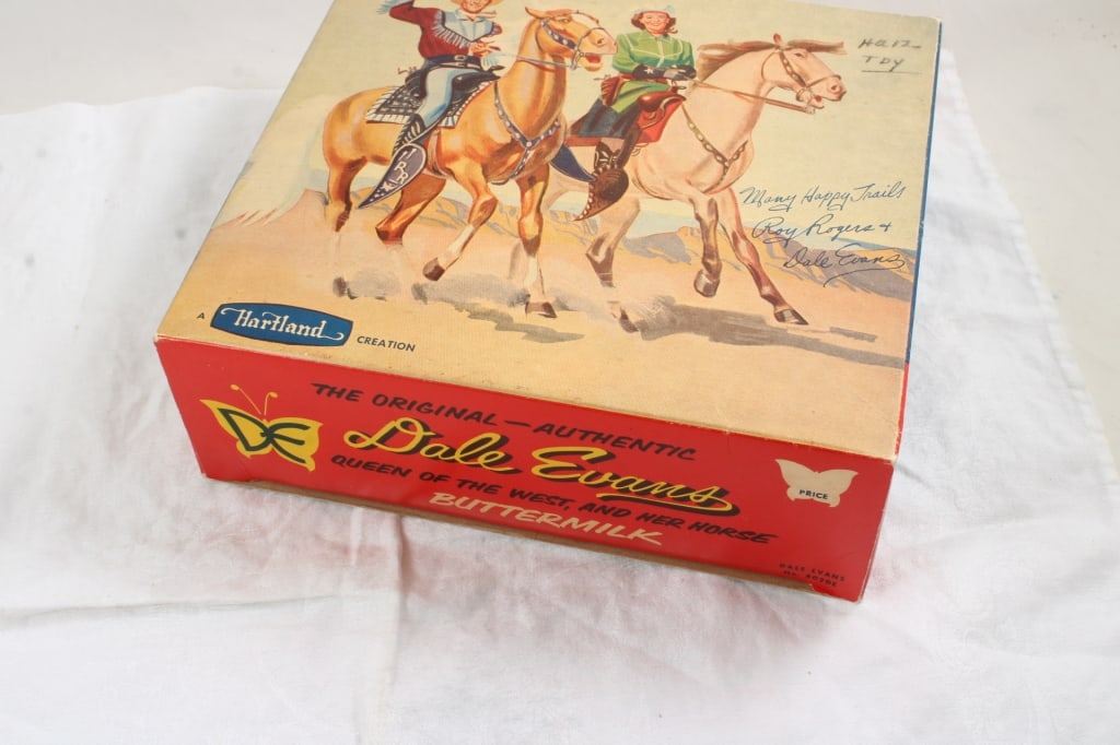 Hartland Plastics Dale Evans & Buttermilk Box - 5
