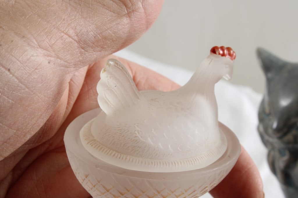 Rosso Frog Match Holder, Cat Vase, Hen on Nest - 4