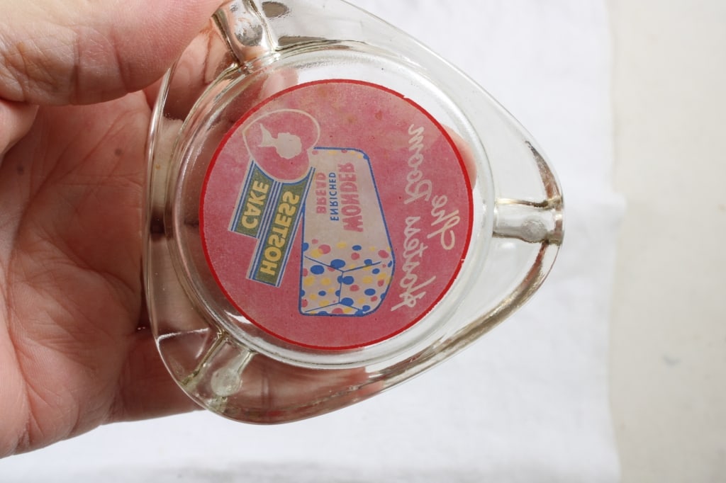 Hostess Wonder Bread Ashtray, Skeleton Keys, Tins - 7