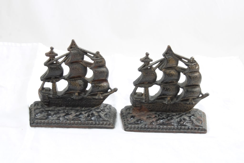 1920's Old Ironsides Ships Cast Iron Bookends (1 of 9)