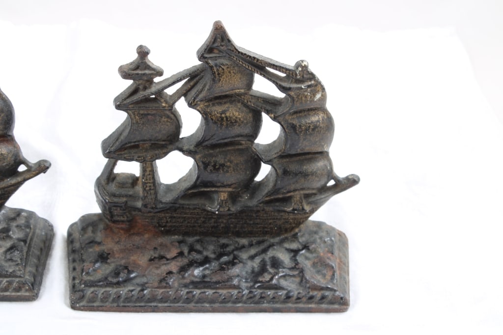 1920's Old Ironsides Ships Cast Iron Bookends - 3
