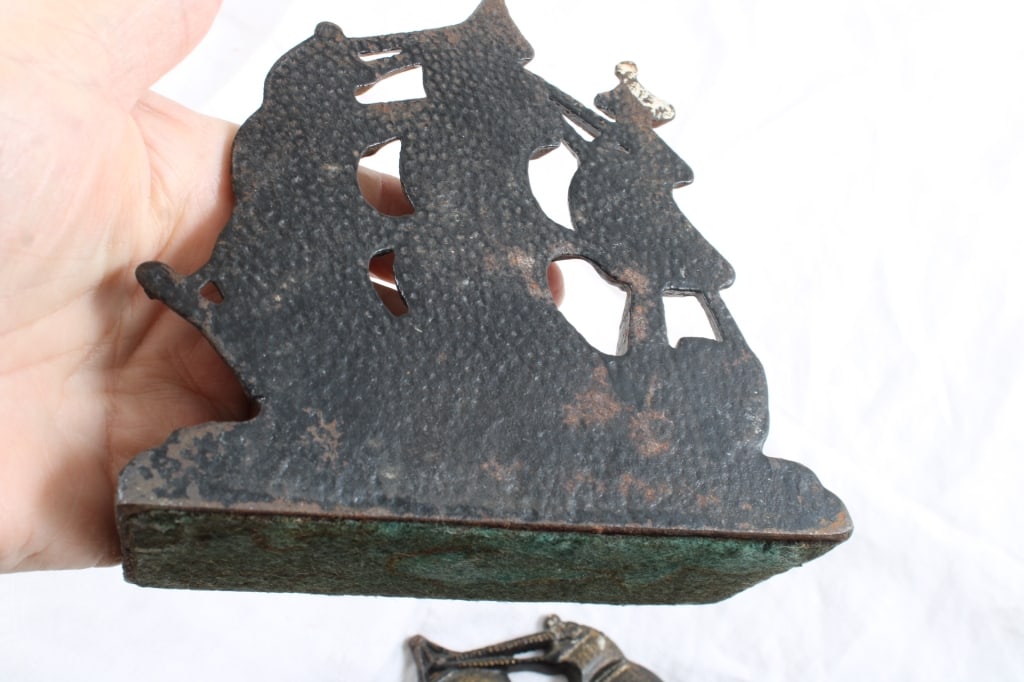 1920's Old Ironsides Ships Cast Iron Bookends - 9