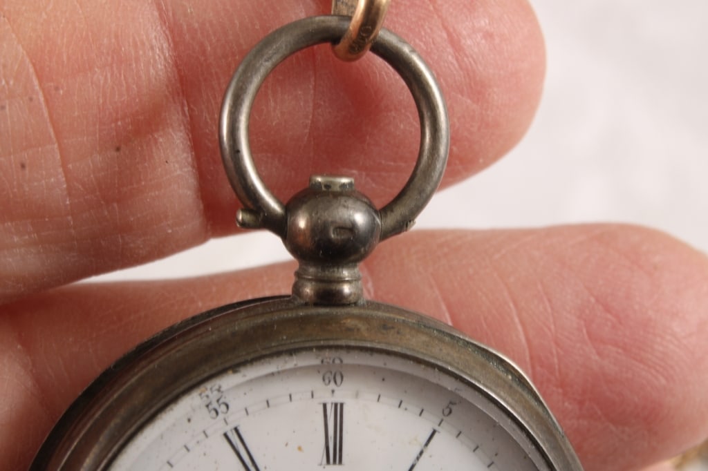 Key Wind Pocket Watch & 2 Winchester Pocket Knives - 15