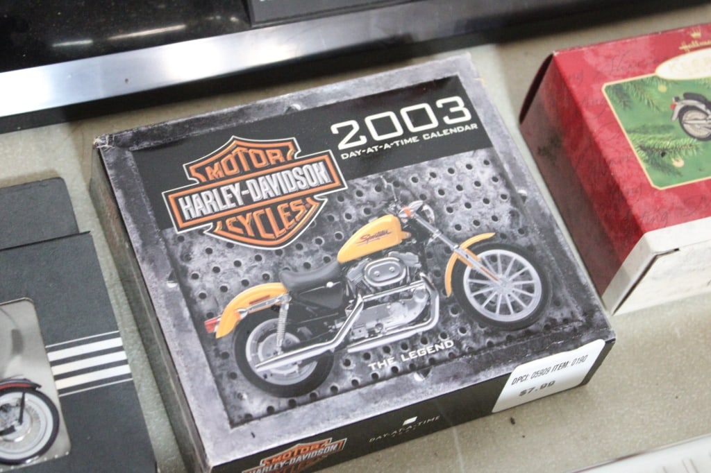 Harley Davidson Motorcycle Collectibles & Other - 6