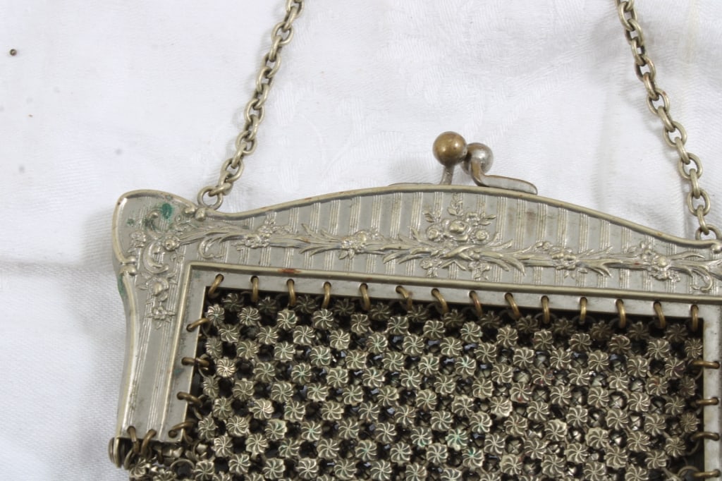 2 Flapper Chainmail Purses - 3