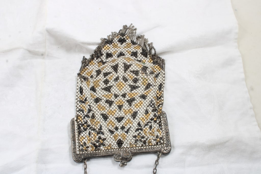 Flapper Chainmail Mesh Purse Black Silver Gold 8" - 7