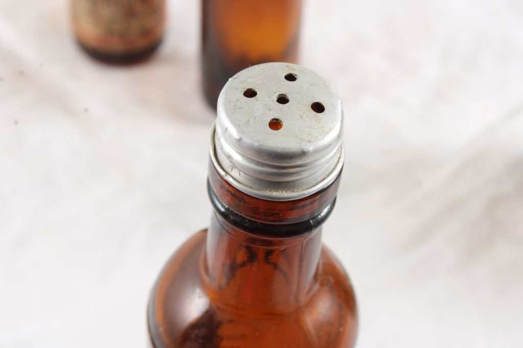 3 Mini Whiskey Bottles, 2 Budweiser Shaker Bottles - 8