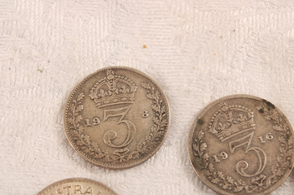 5 Foreign Silver Coins - 6