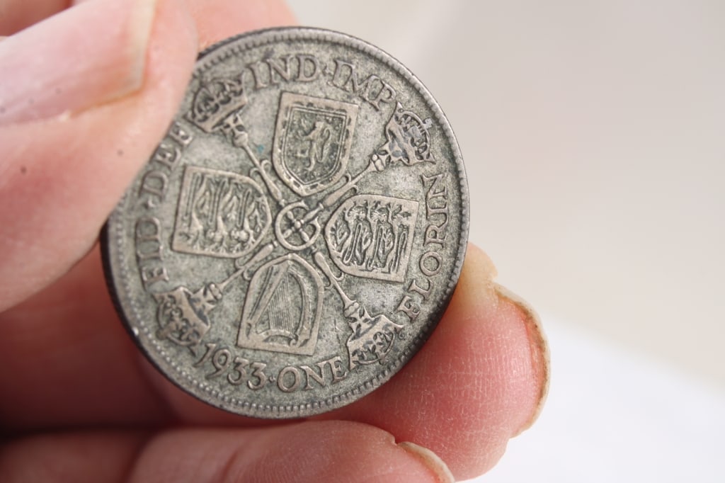 2 Foreign Silver Coins Mexico & Great Britain - 9