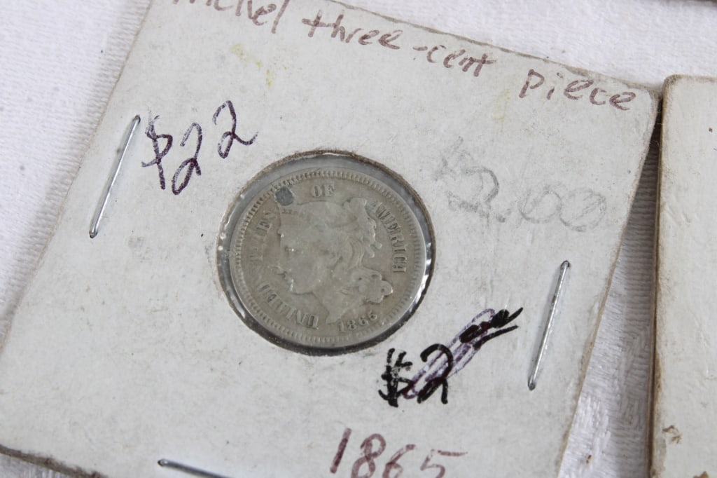 2 1853 United States Seated Liberty Silver Coins - 12