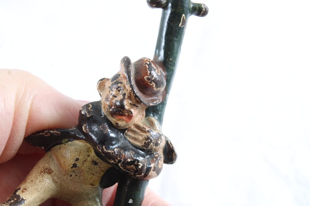 Cast Iron Drunk Man on Lamp Post Ashtray - 11