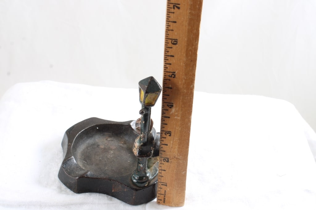 Cast Iron Drunk Man on Lamp Post Ashtray - 6