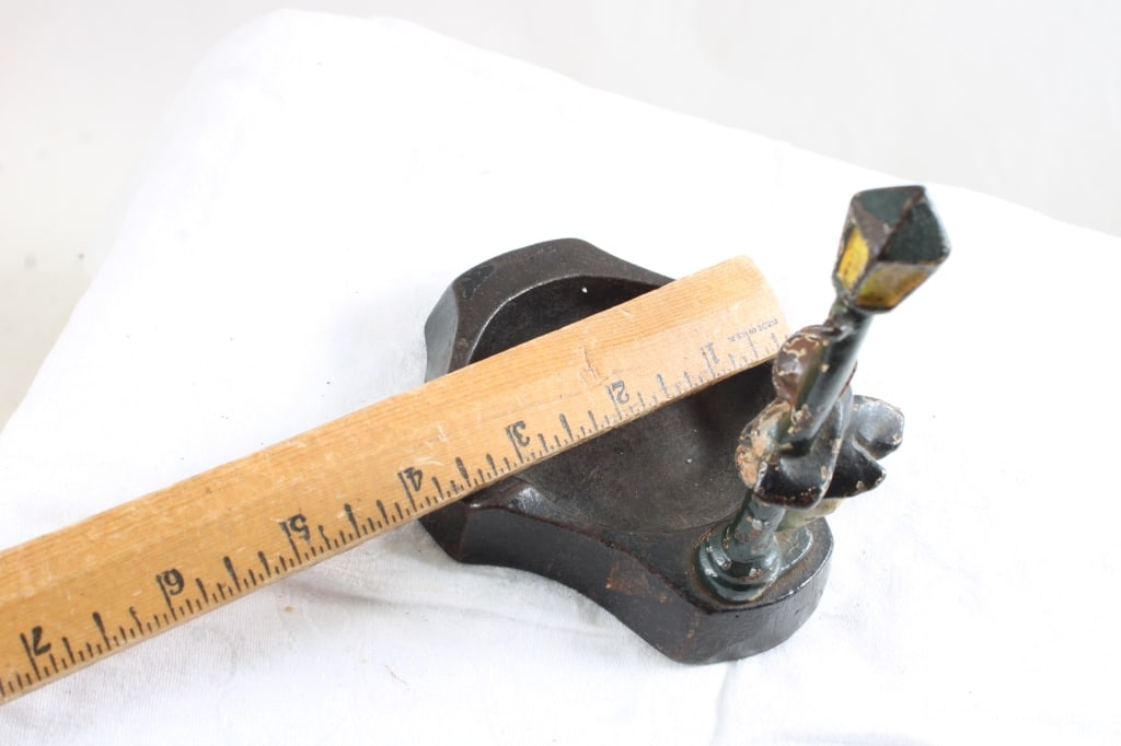 Cast Iron Drunk Man on Lamp Post Ashtray - 7