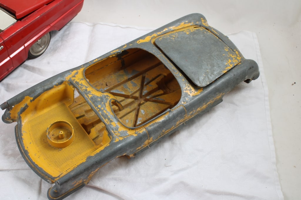 Vintage Toy Lot for Parts or Repair - 7