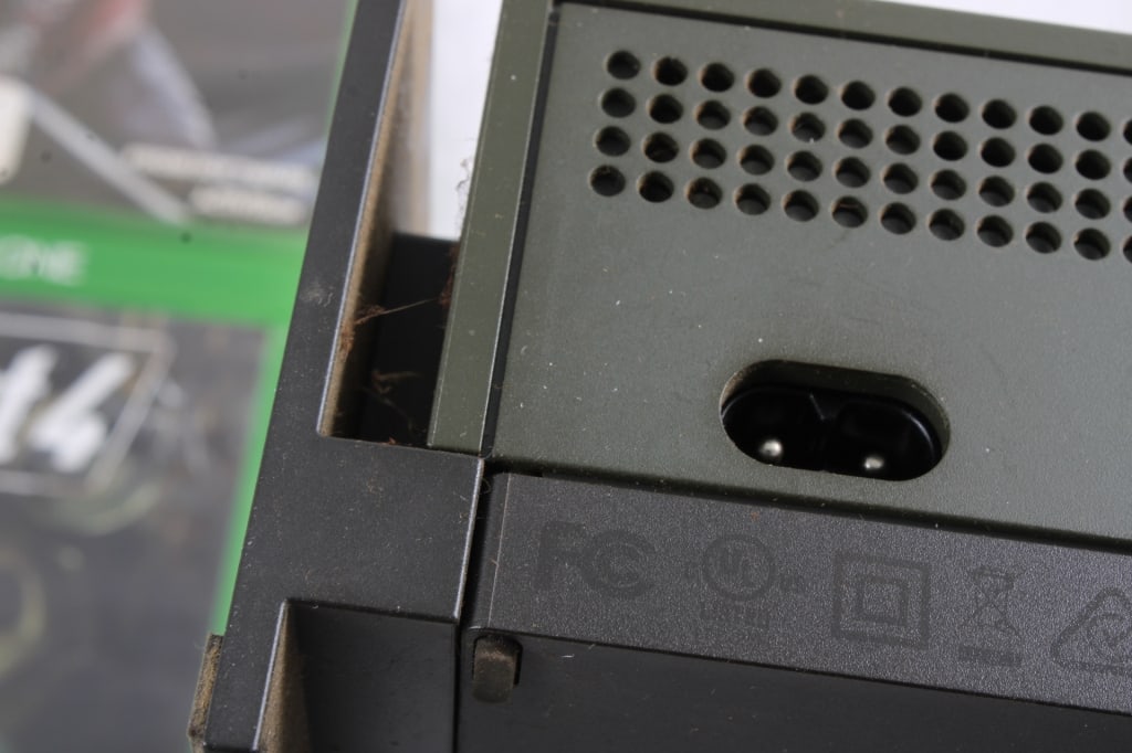 XBOX ONE, Controller & 6 Games - 11