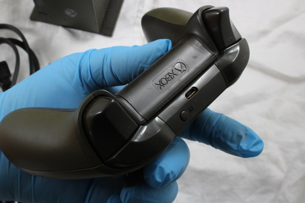 XBOX ONE, Controller & 6 Games - 4