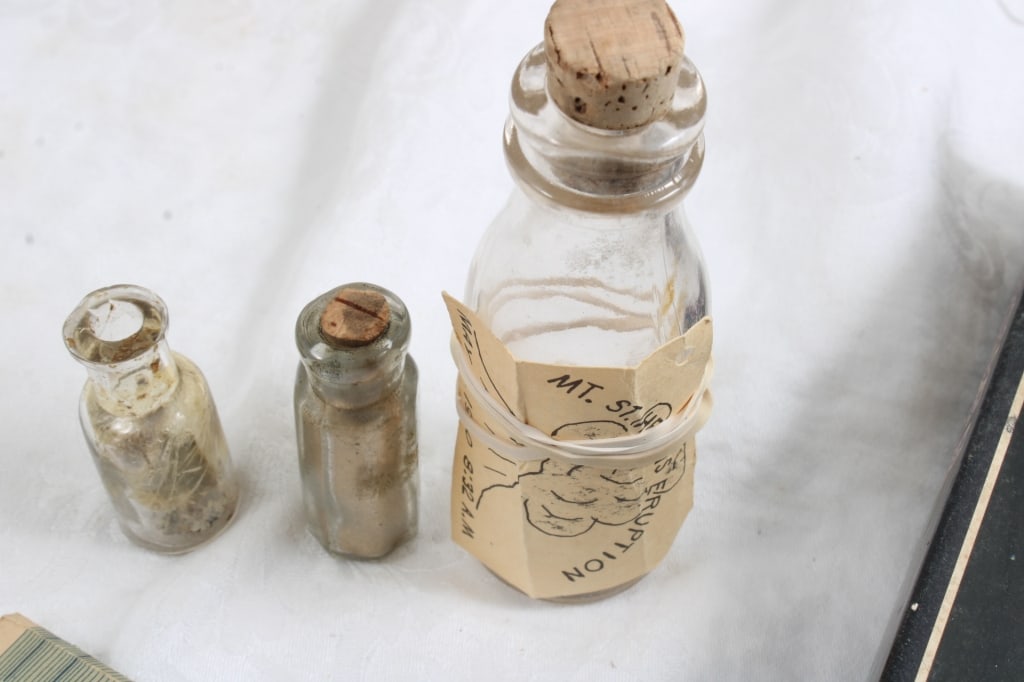 Puzzle, Mt. St Helens Ash, Bottles, Matchbooks - 2
