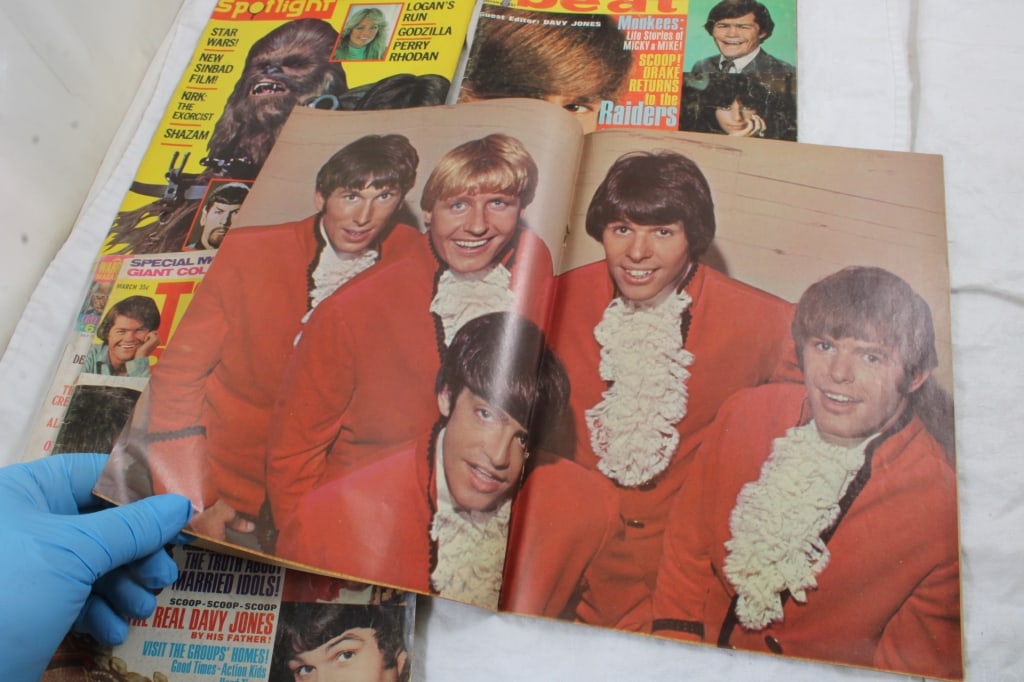 Tiger Beat, Media Spotlight and Creepy Magazines - 17