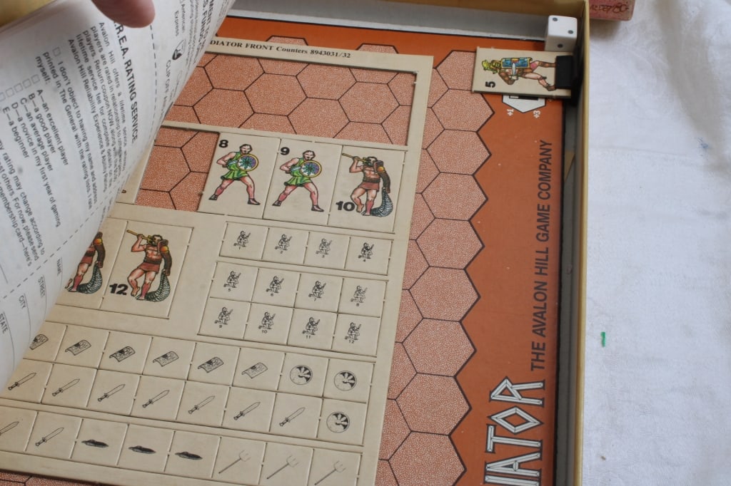 2 Avalon Hill Games Gladiator and Civilization - 13