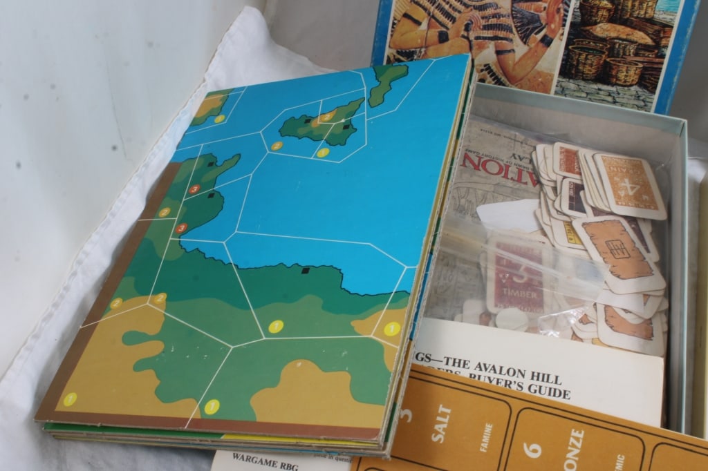 2 Avalon Hill Games Gladiator and Civilization - 3