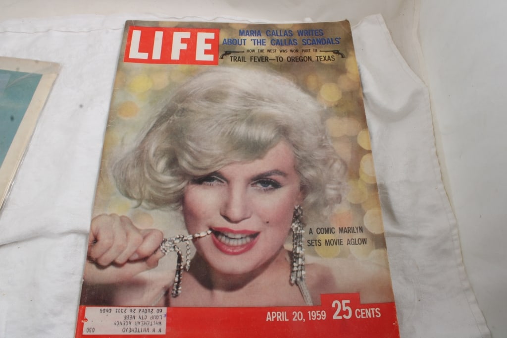 Life Marilyn Monroe & Post The Beatles Magazines - 11