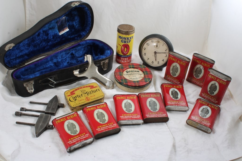 Tobacco Tins, Clock, Tube Repair, Jar Opener in: Tobacco Tins, Clock, Tube Repair, Jar Opener in - Decanter Case. Prince Albert Tobacco Tins and The Carter Mixture Privilegeret 1778 Tobacco Tin, Scotch Cellophane Tape Plaid Tin. Westclox