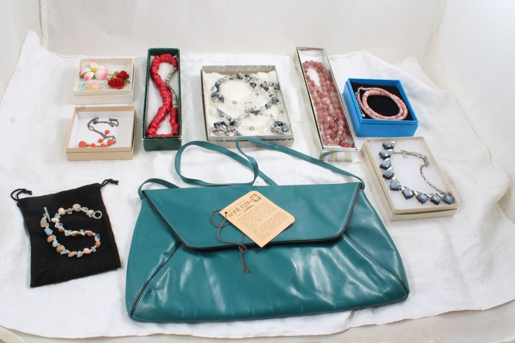 Anne Klein By Calderon's Purse, Costume Jewelry: Anne Klein By Calderon's Purse, Costume Jewelry - Anne Klein By Calderon's Leather Handbag w/Tag, Plus Costume Jewelry. Lot Size 14" x 10" x 6". 3 Lbs. Photos are part of description (Live