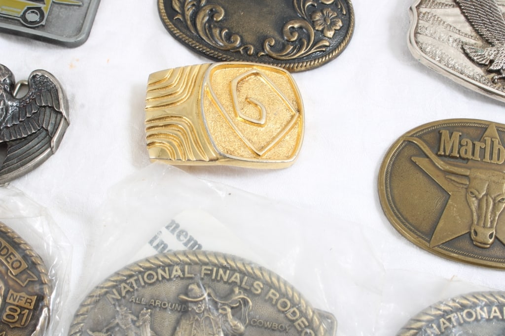 27 Brass & Advertising Belt Buckles Hesston Rodeo - 13