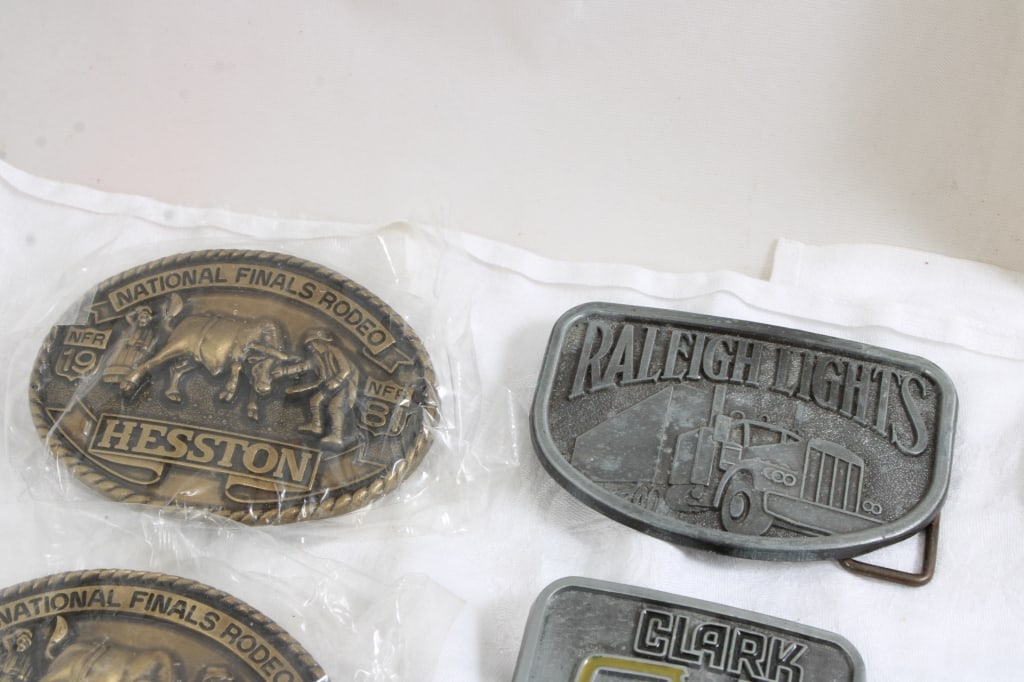 27 Brass & Advertising Belt Buckles Hesston Rodeo - 2