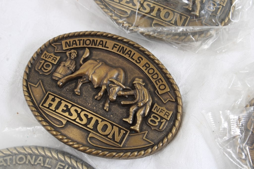 27 Brass & Advertising Belt Buckles Hesston Rodeo - 6