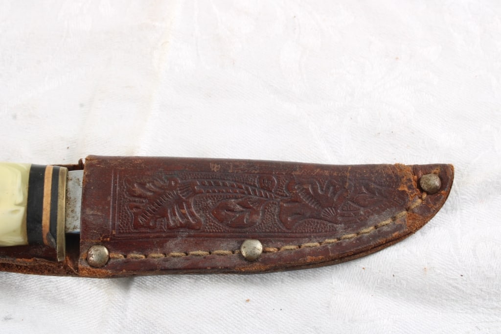 KaBar Fixed Blade Knife & Folding KaBar Knife - 13