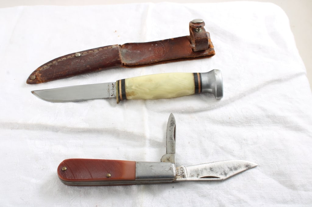 KaBar Fixed Blade Knife & Folding KaBar Knife (1 of 15)